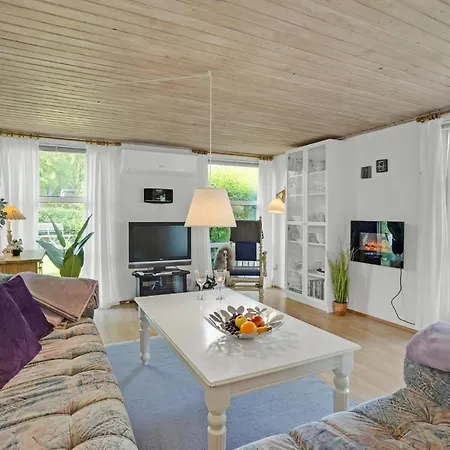 Vakantiehuis In With Wifi